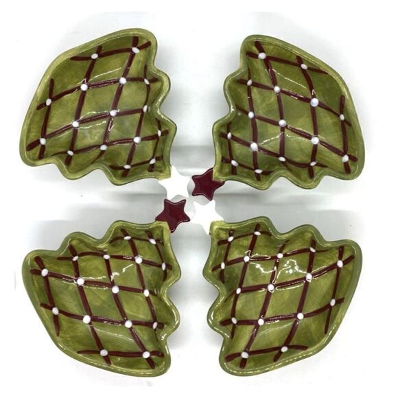 Pottery Barn Seasons Greetings  Christmas
Tree Appetizer/ Dessert Bowl Set of 4 - Picture 1 of 4